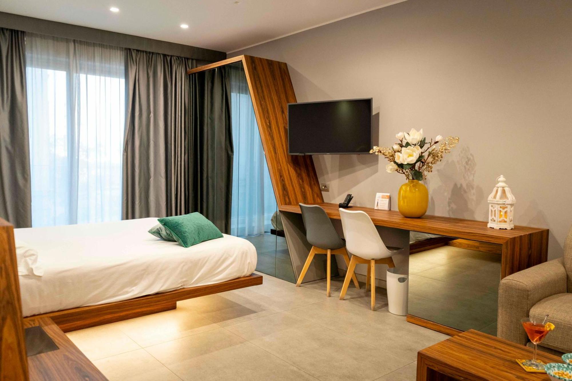 B&B Rakel Home มิลาซโซ ภายนอก รูปภาพ