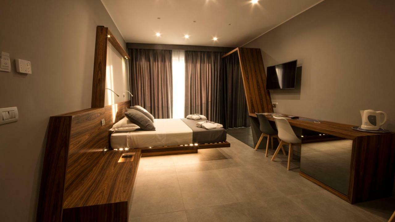 B&B Rakel Home มิลาซโซ ภายนอก รูปภาพ