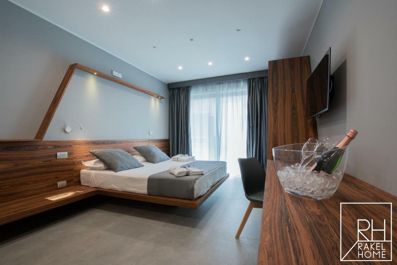 B&B Rakel Home มิลาซโซ ภายนอก รูปภาพ